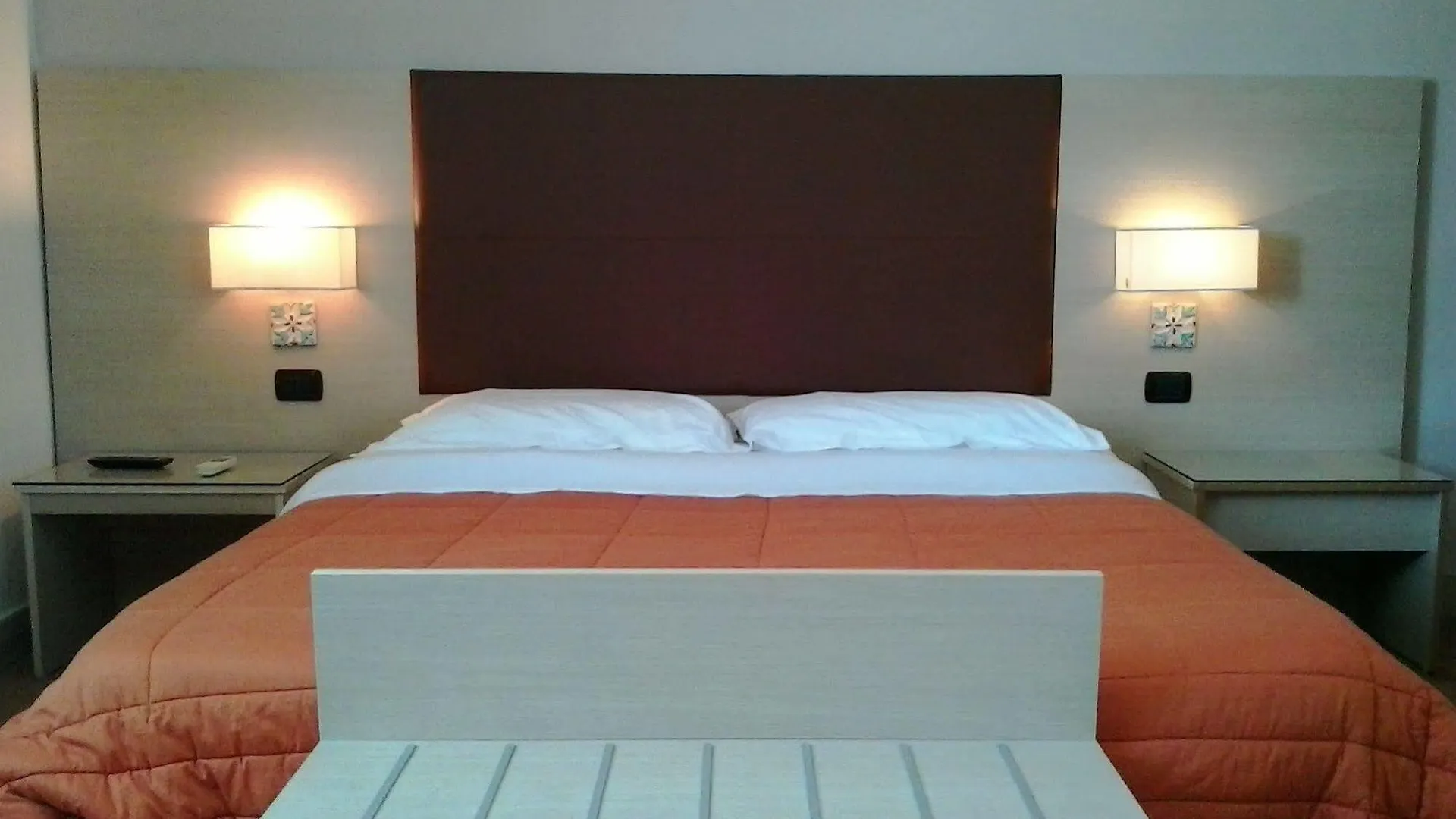 Hotel Liberta Palermo 3*,  Włochy