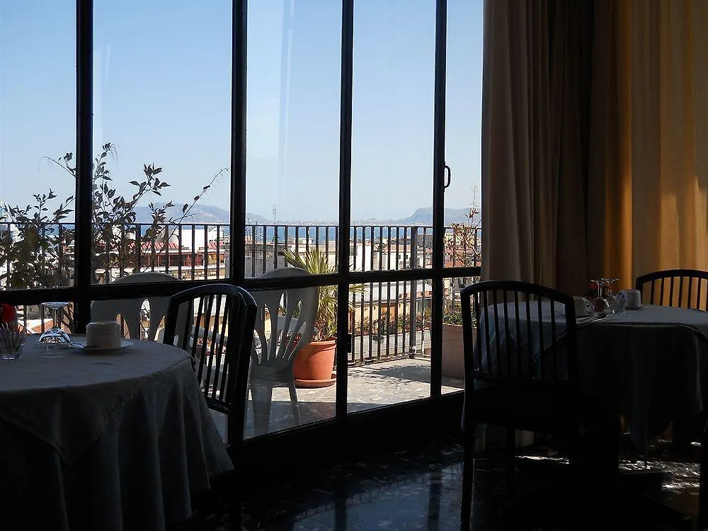 Hotel Liberta Palermo 3*,